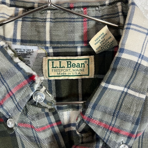 L.L. Bean Vintage Made in USA Medium Broken In Green and White Plaid Shirt - Picture 3 of 9